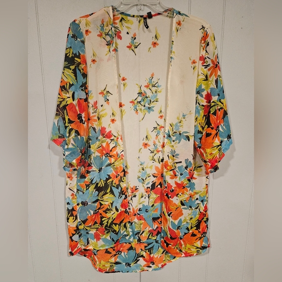 Heart Soul Kimono Sz Small Open Front Colorful Floral Flower Print Sheer - Picture 1 of 3